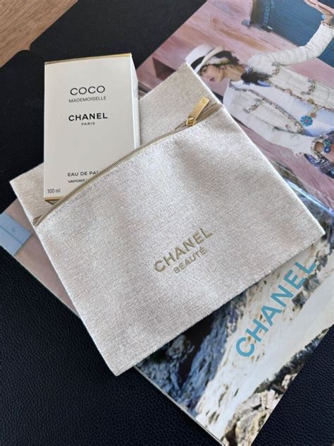 chanel tasche glitzer|Chanel BEAUTÉ.